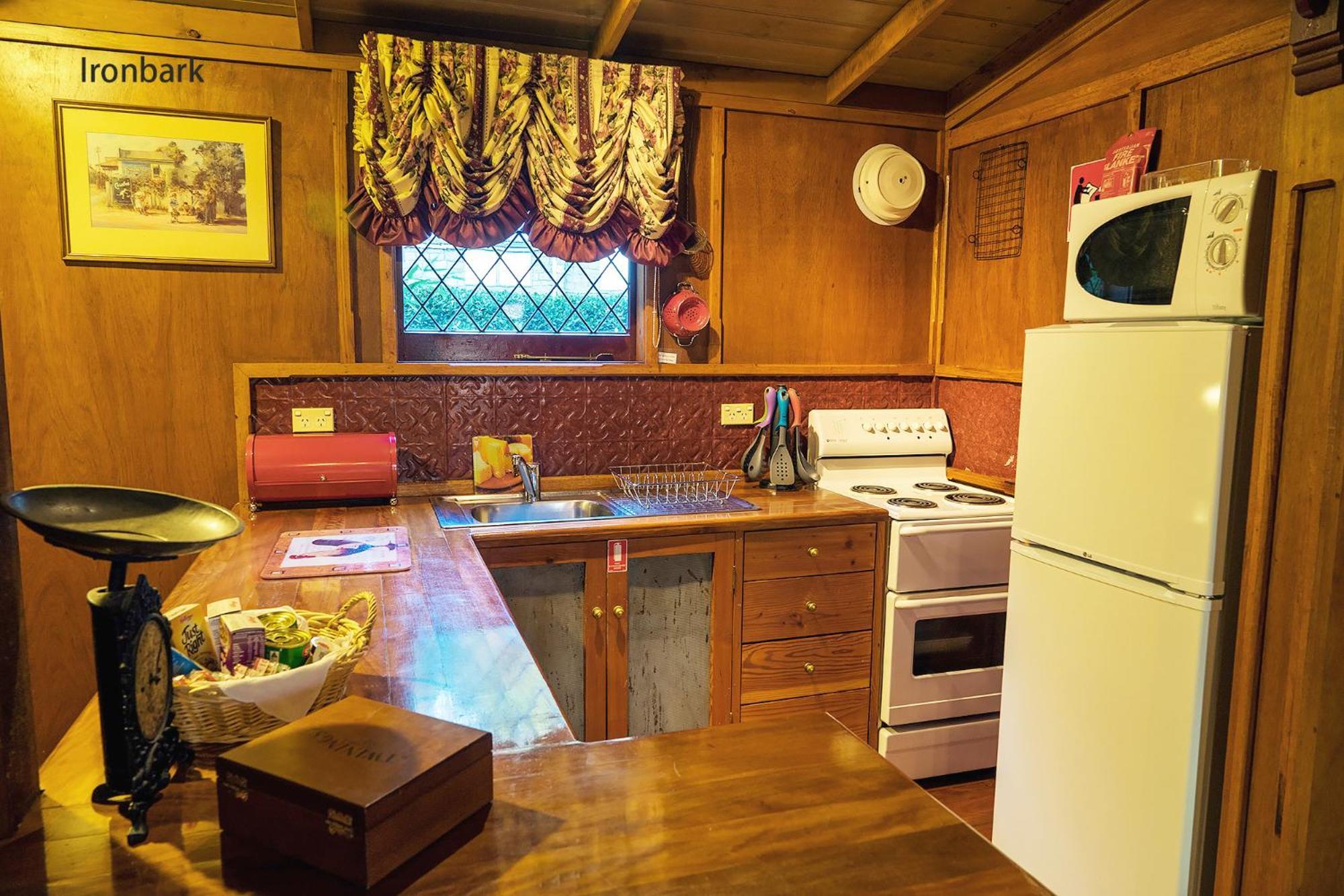 Observatory Cottages Mount Dandenong Room photo